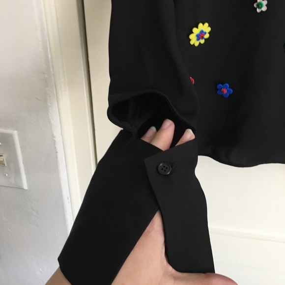 Milly Elanore blouse size 10 with button flower mod details - Picture 9 of 15